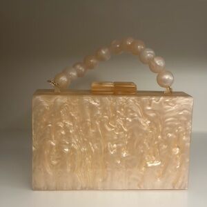 Marble clutch